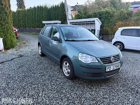 Volkswagen Polo 2006 photo 2