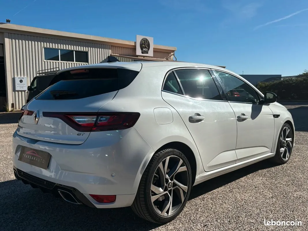 Renault Megane 2019 photo 5