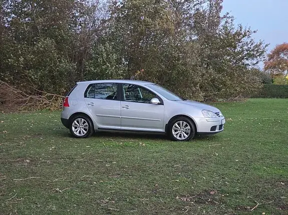 Volkswagen Golf I 2009 photo 5