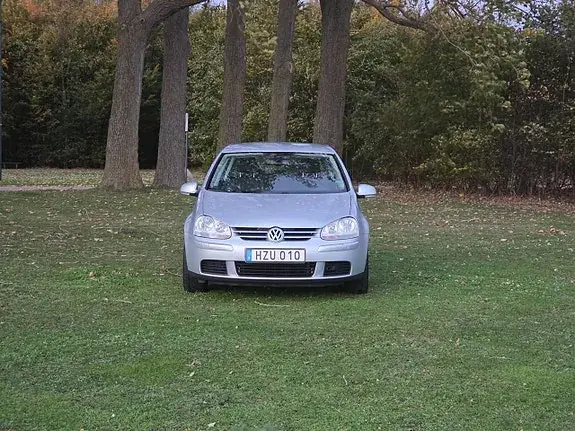 Volkswagen Golf I 2009 photo 2