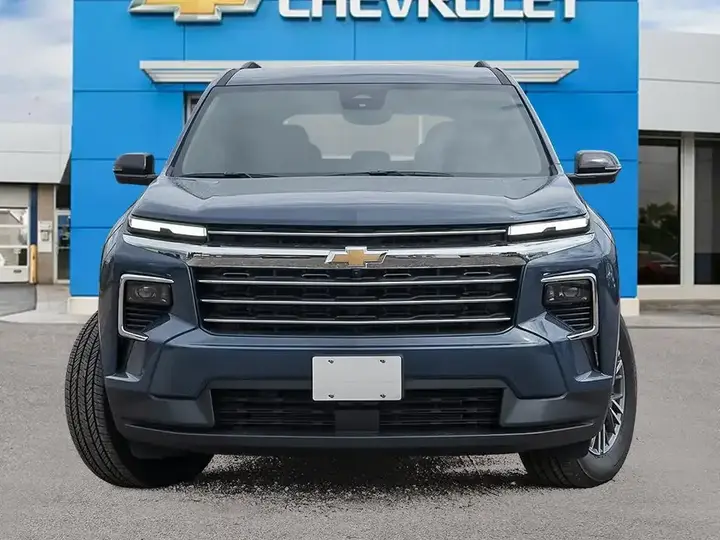 Chevrolet Traverse 2026 photo 2