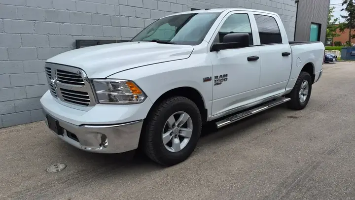 Ram 1500 2023 photo 2