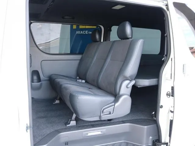Toyota Hiace Gl 2025 photo 3