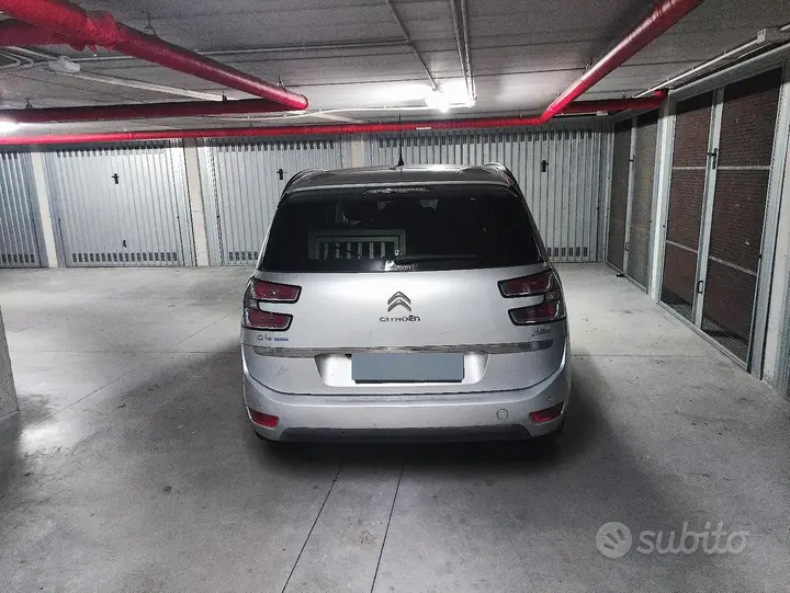 Citroen Grand C4 Picasso 2014 photo 2