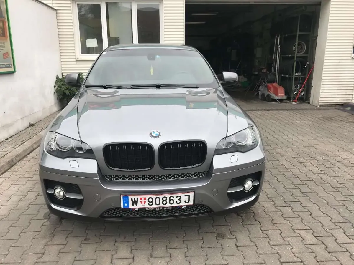 BMW X6 2010 photo 2