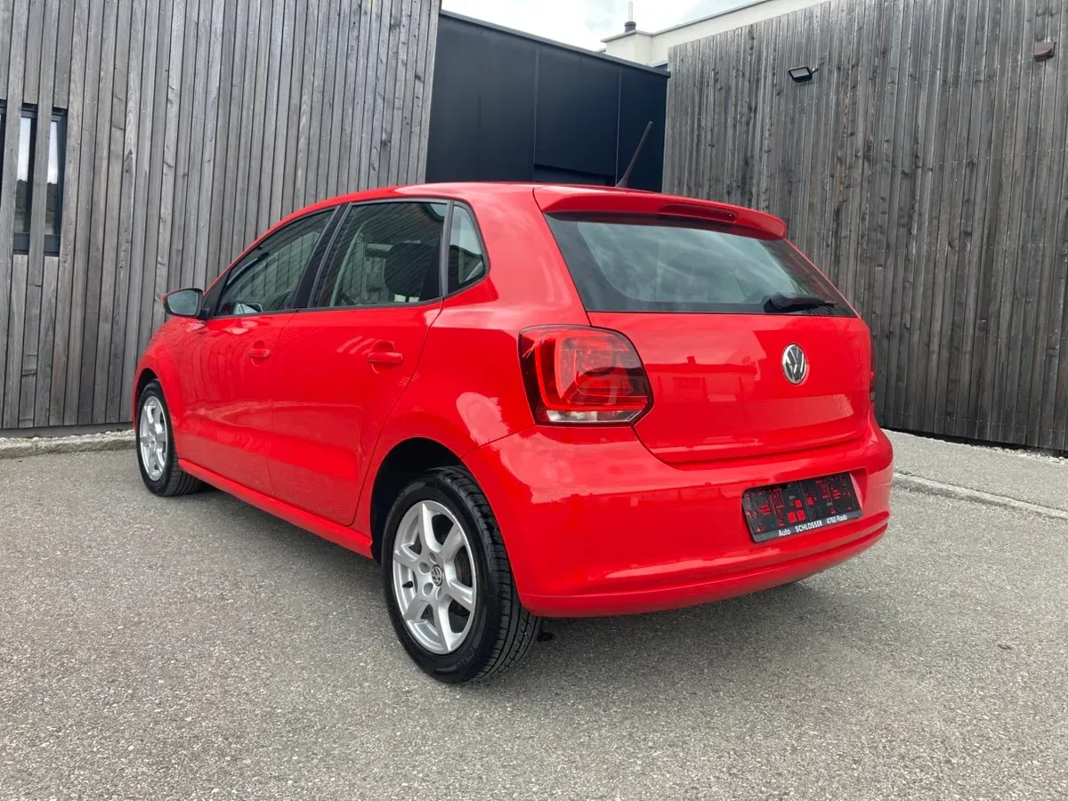 Volkswagen Polo 2010 photo 3