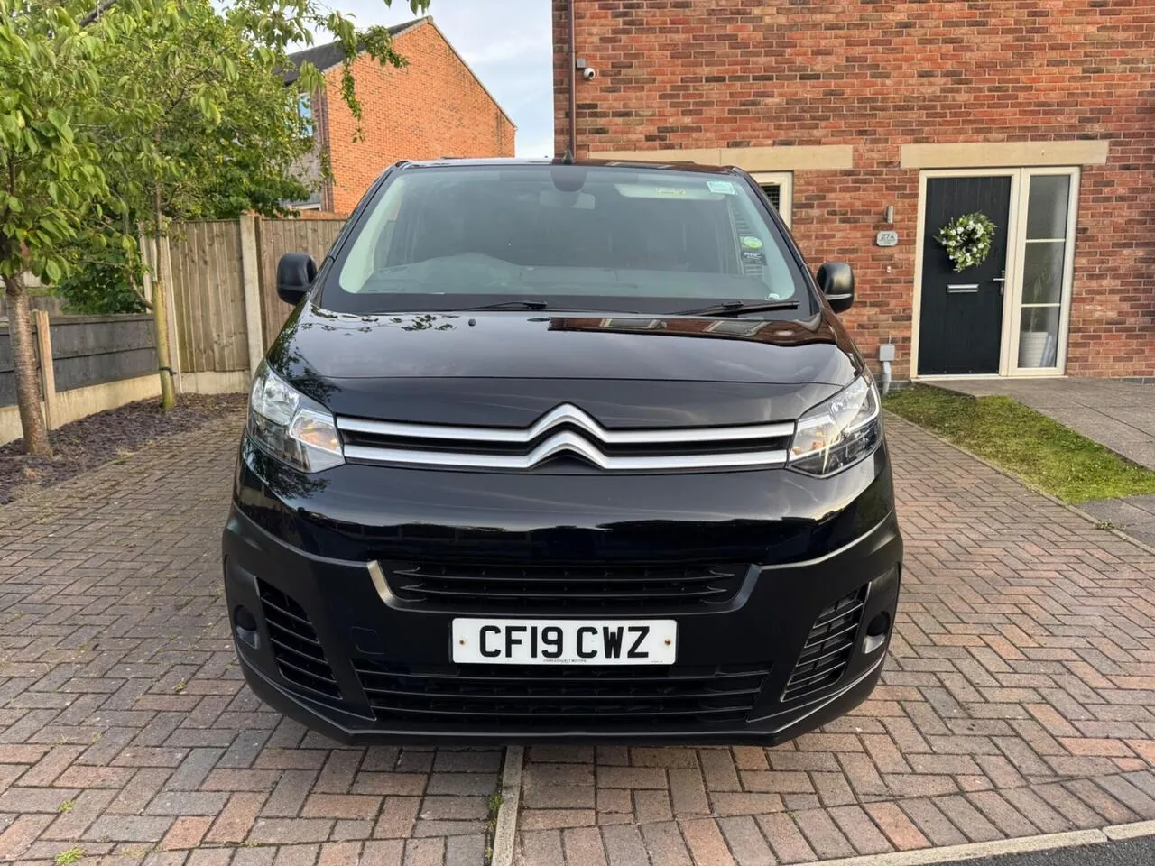 Citroen Dispatch 2019 photo 2