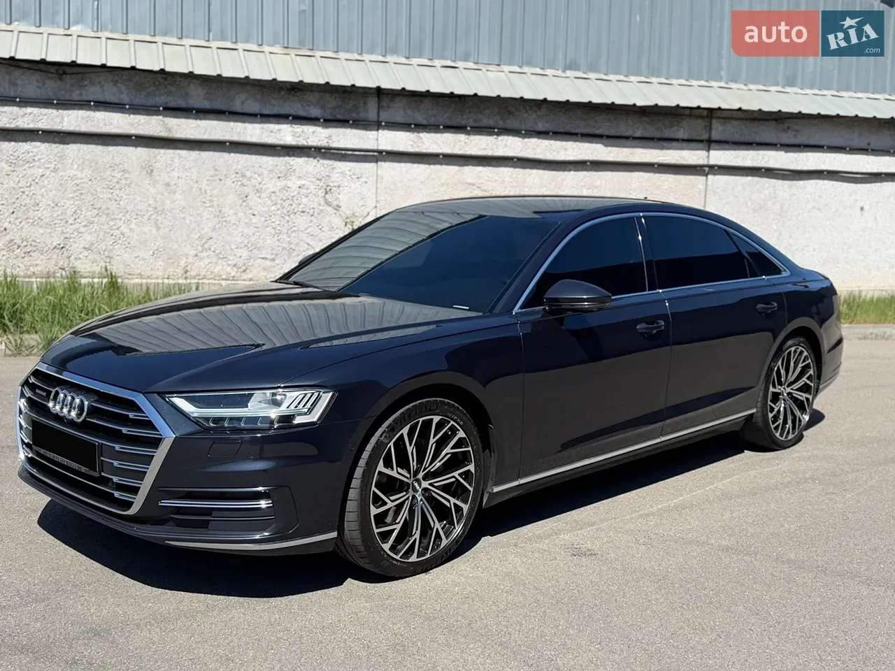 Audi A8 2021 photo 5