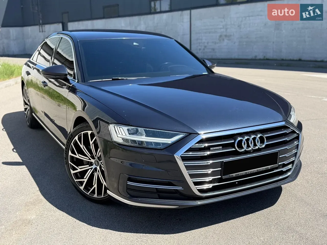 Audi A8 2021 photo 3