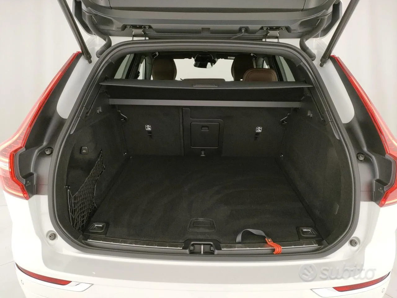 Volvo Xc60 2021 photo 4