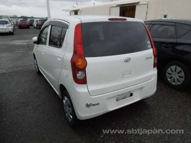 Daihatsu Mira 2009 photo 3