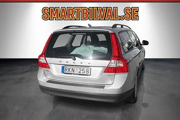 Volvo V70 2010 photo 5
