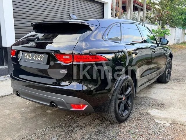 Jaguar F-Pace 2019 photo 4