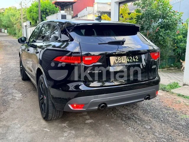 Jaguar F-Pace 2019 photo 3