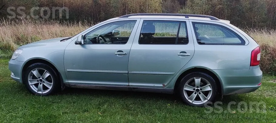 Skoda Octavia 2012 photo 4
