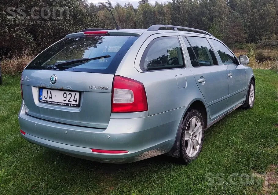 Skoda Octavia 2012 photo 5