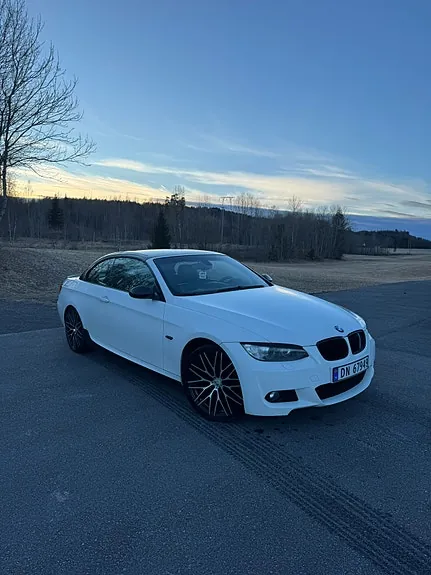 BMW 320I