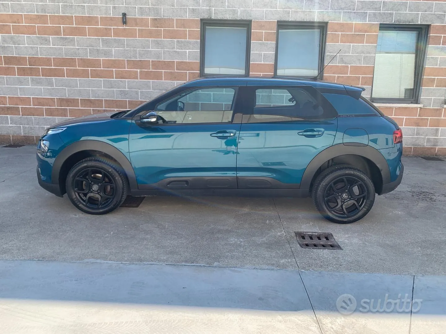 Citroen C4 Cactus 2018 photo 2