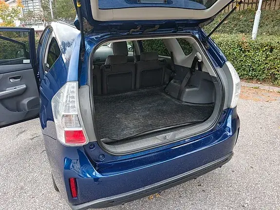 Toyota Prius 2012 photo 4