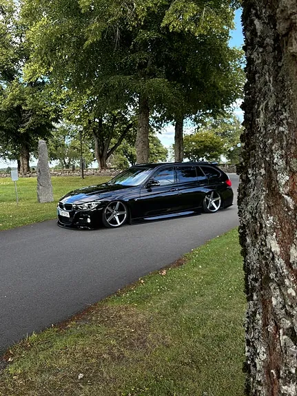 BMW 320D 2017 photo 4