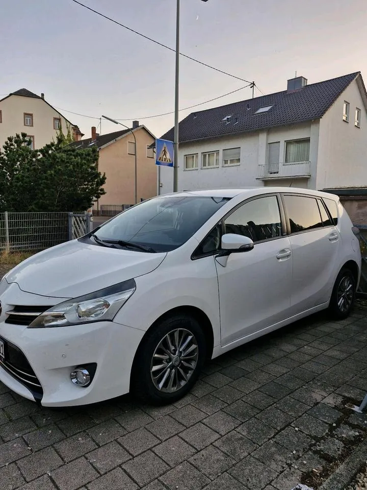 Toyota Verso