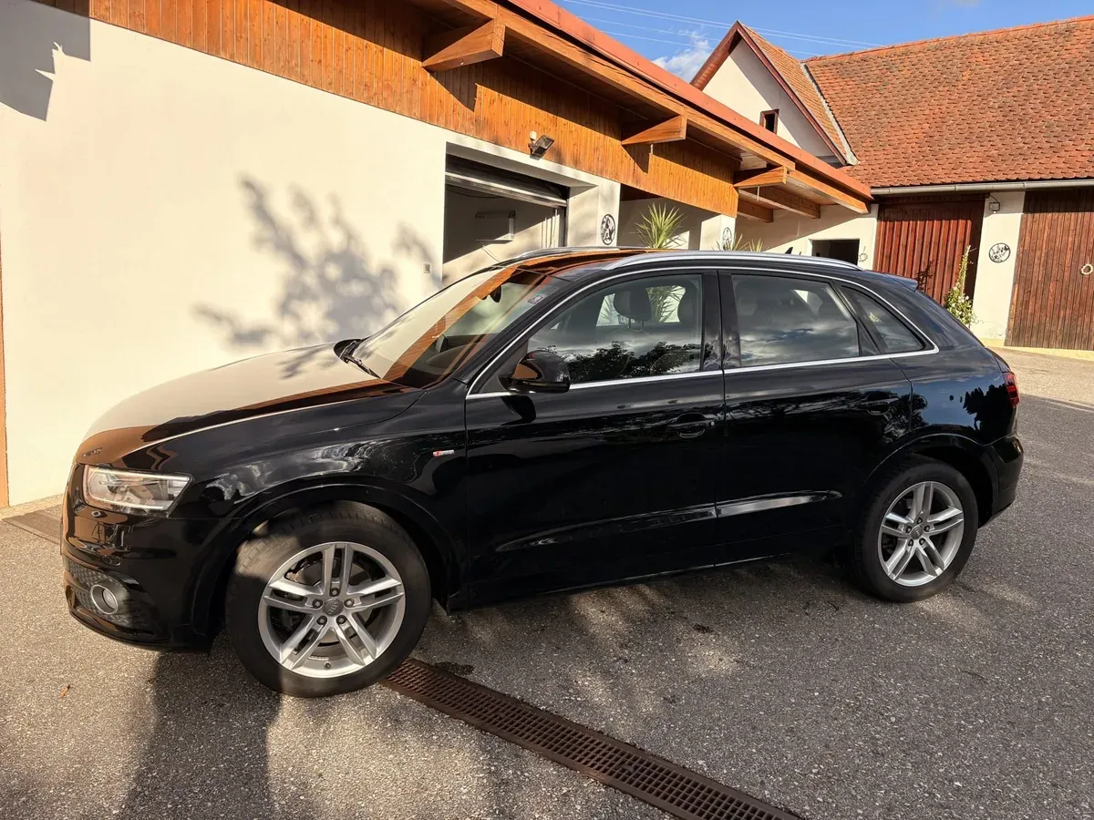 Audi Q3 2013 photo 2