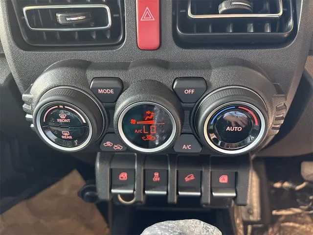 Suzuki Jimny 2026 photo 5