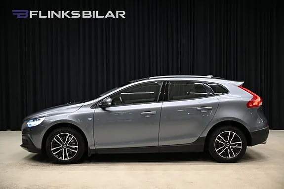Volvo V40 Cross Country 2017 photo 3