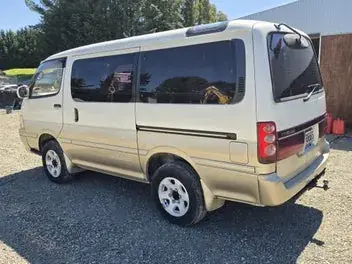Toyota Hiace 1995 photo 4