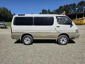 Toyota Hiace 1995 photo 3