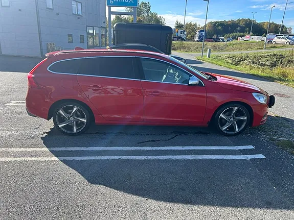 Volvo V60 2011 photo 3