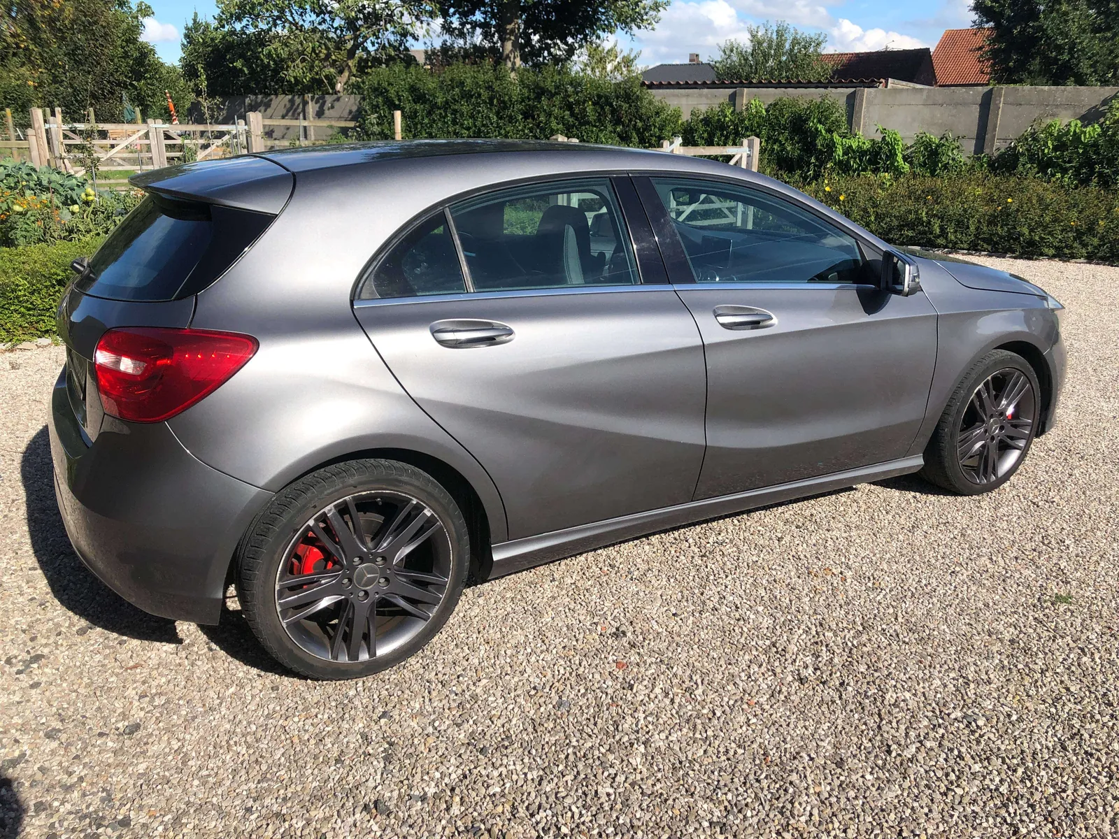 Mercedes-Benz A180 2014 photo 4