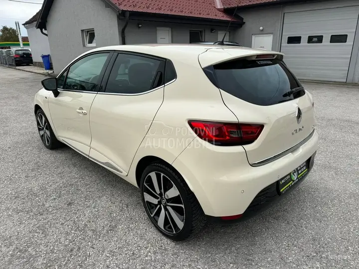 Renault Clio 2015 photo 2