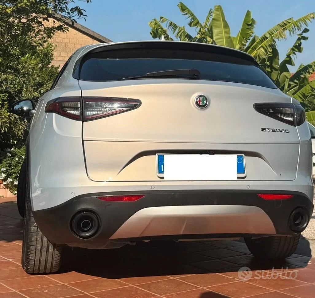 Alfa Romeo Stelvio 2024 photo 5