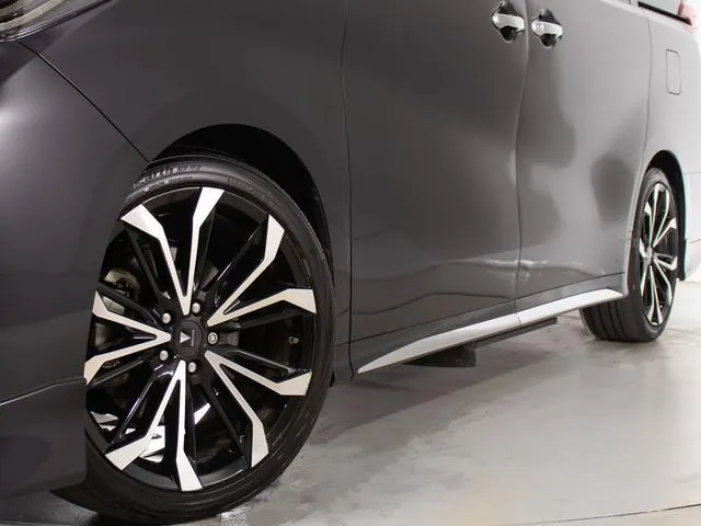 Toyota Alphard 2018 photo 4