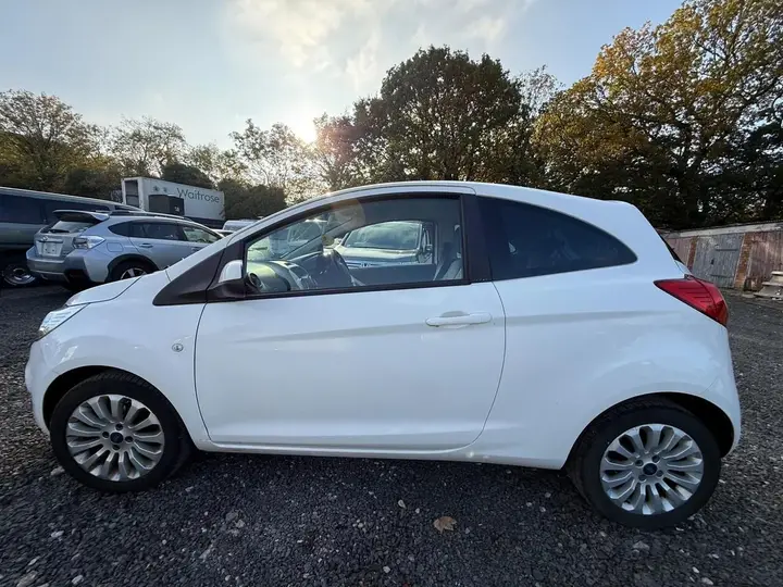 Ford Ka 2015 photo 4