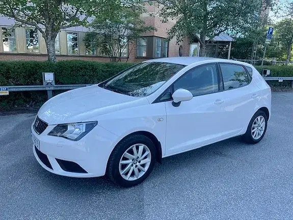 Seat Ibiza 2015 photo 3