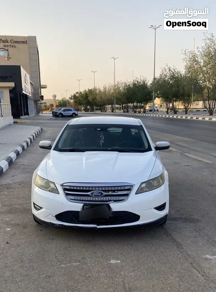 Ford Taurus 2013 photo 5