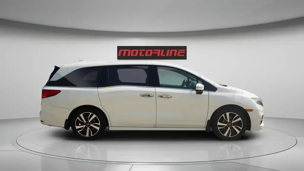 Honda Odyssey 2018 photo 4