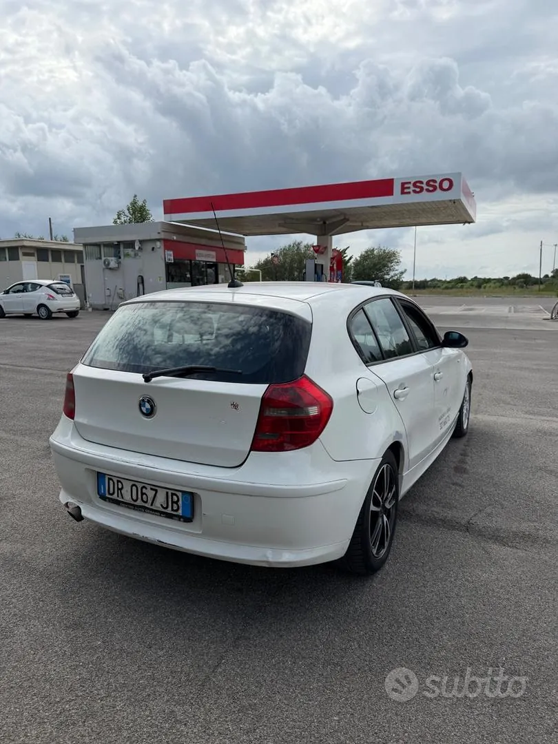 BMW 118 2008 photo 3