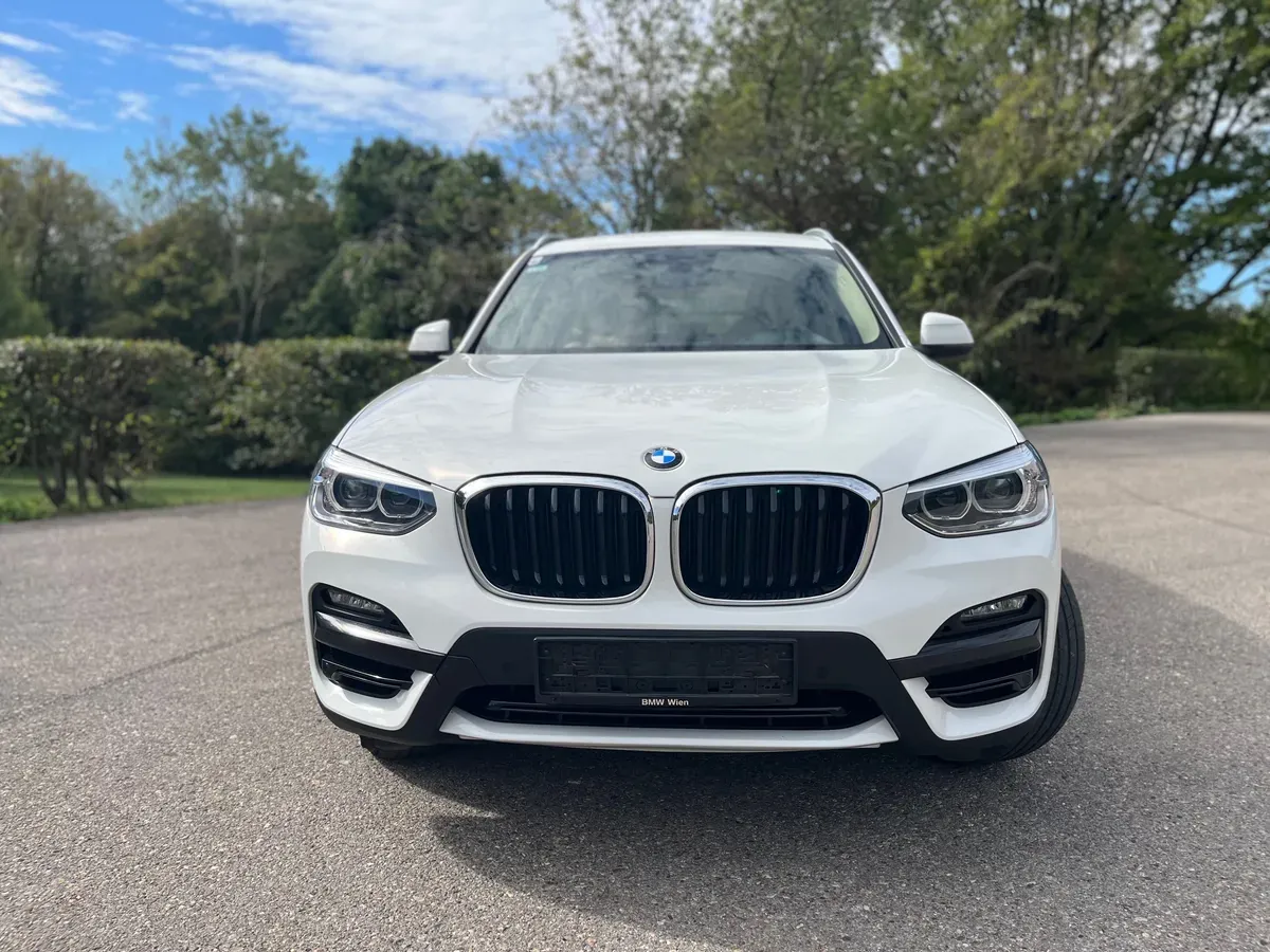 BMW X3 2021 photo 2