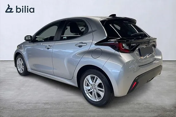 Toyota Yaris 2025 photo 2