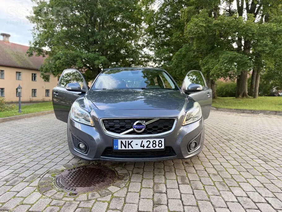 Volvo C30 2010 photo 4