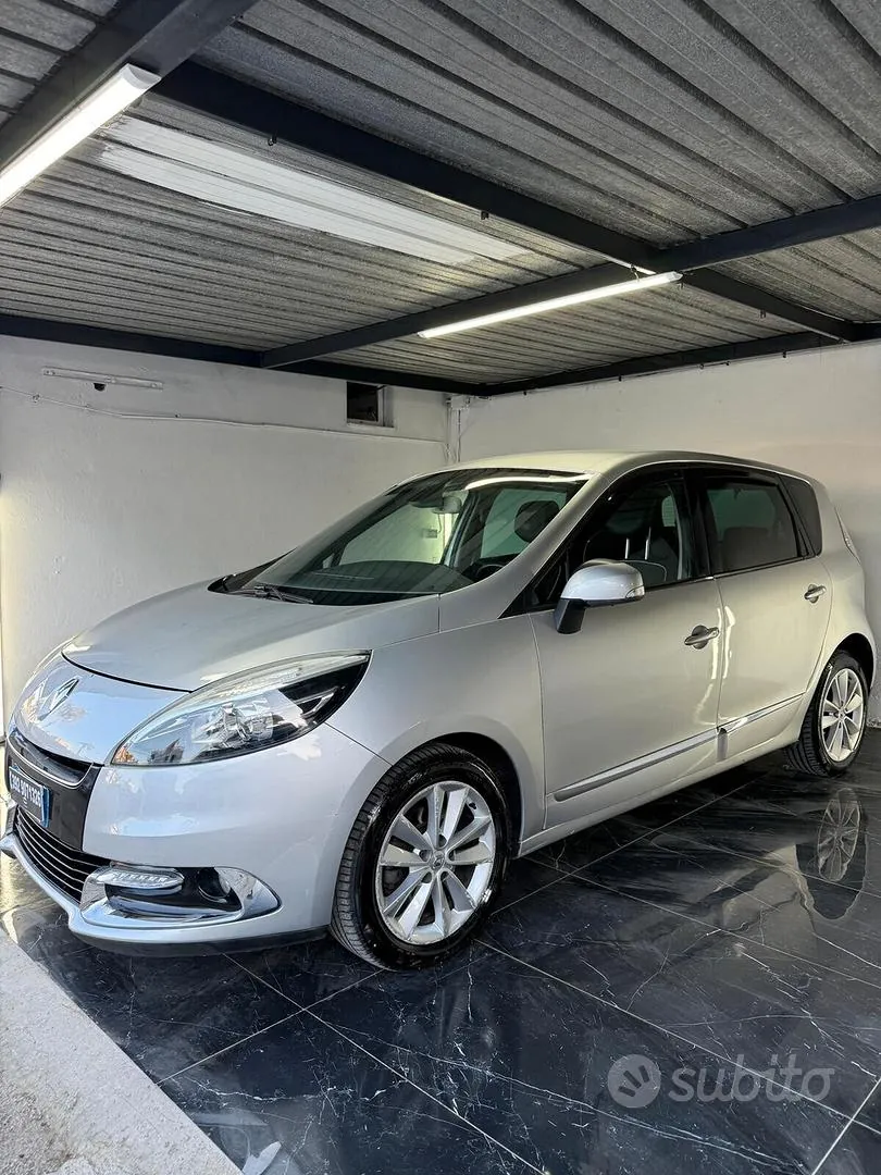 Renault Scenic 2013 photo 3