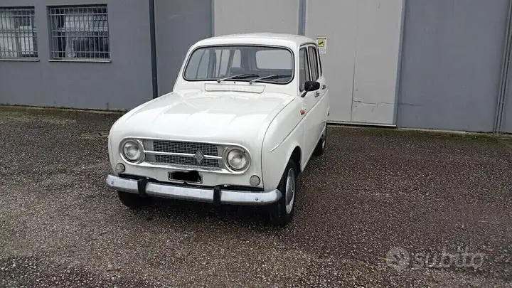 Renault R4