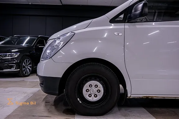 Hyundai H1 2009 photo 5