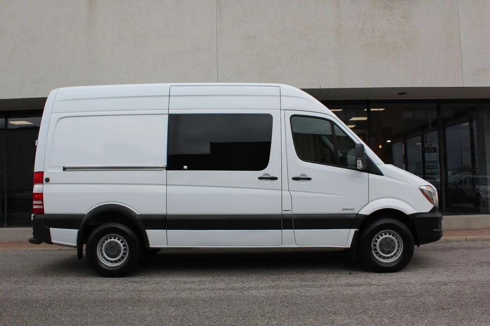 Mercedes-Benz Sprinter