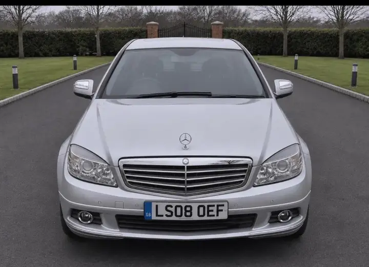 Mercedes-Benz C-Class 2008 photo 2