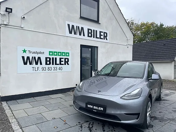 Tesla Model Y 2024 photo 2