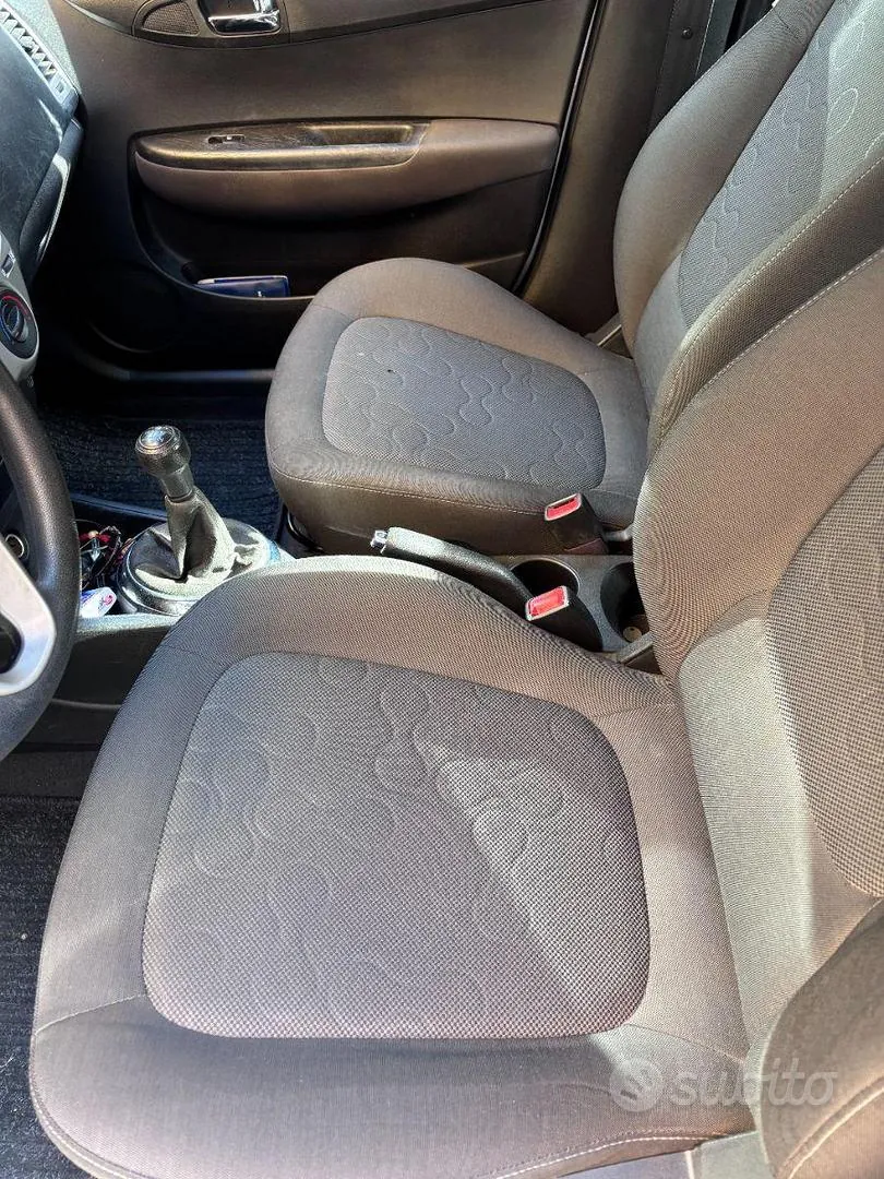 Hyundai I20 2012 photo 4